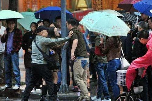 邵阳吃瓜群众事件视频,网络围观下的社会现象剖析