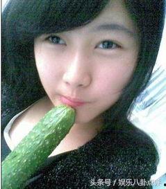 给美女吃瓜群众视频,美女与吃瓜群众的欢乐互动瞬间